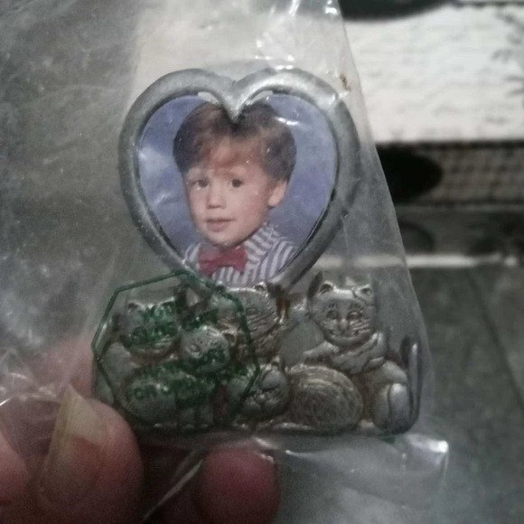 Other - Ali* 🎁 * New! Vintage Small Cats Heart Photo Frame